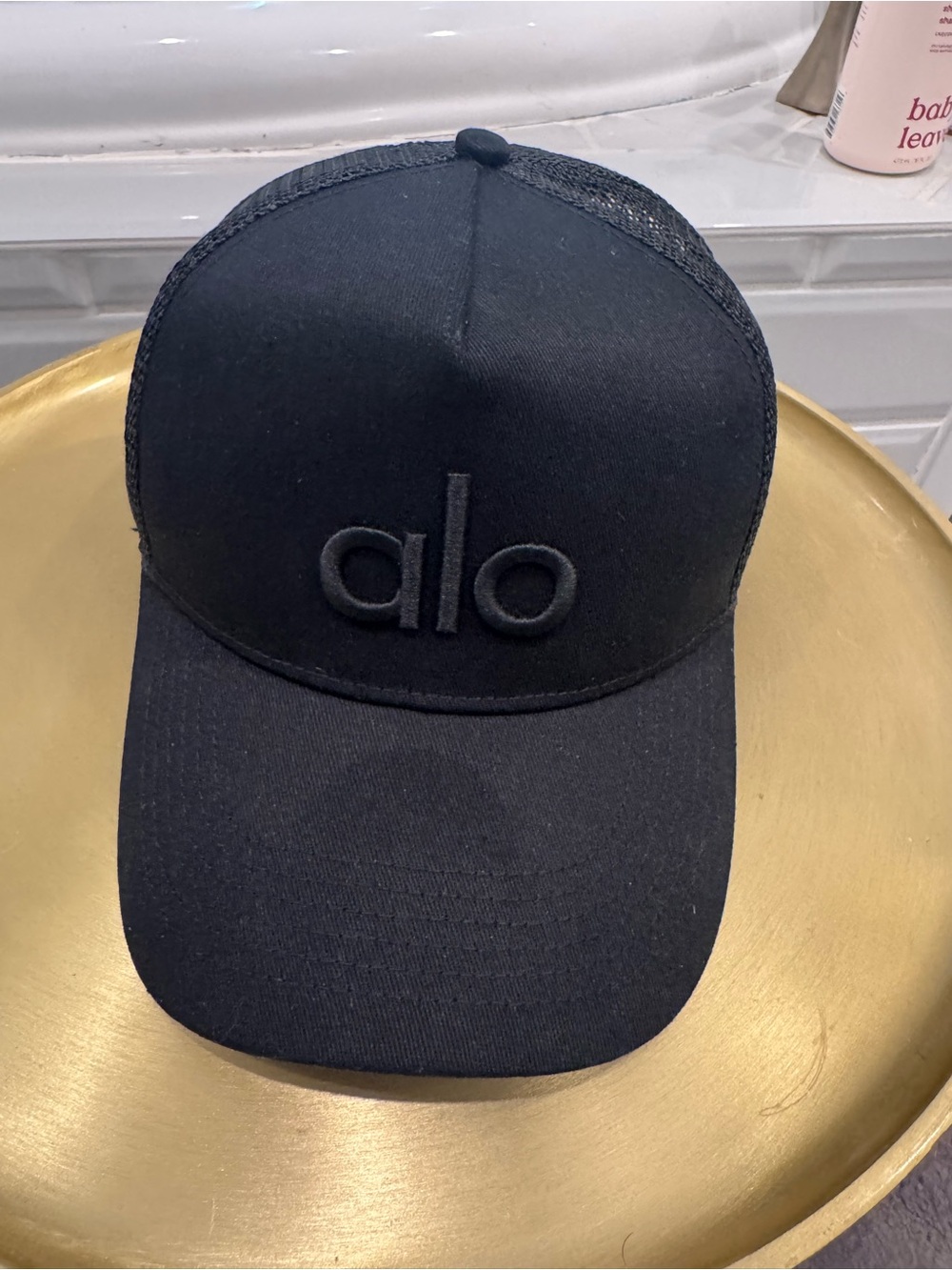 ALO Yoga Black Embroidered Trucker Hat